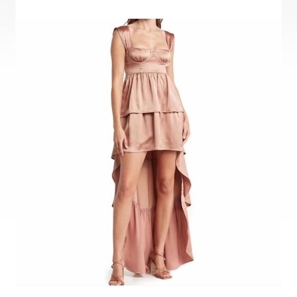 WeWoreWhat Satin Bronze Tiered Hem
Sleeveless High-Low Maxi Dress - size 0 - Picture 1 of 8